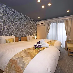 Sakura Nijo Seasons Apartahotel Kioto
